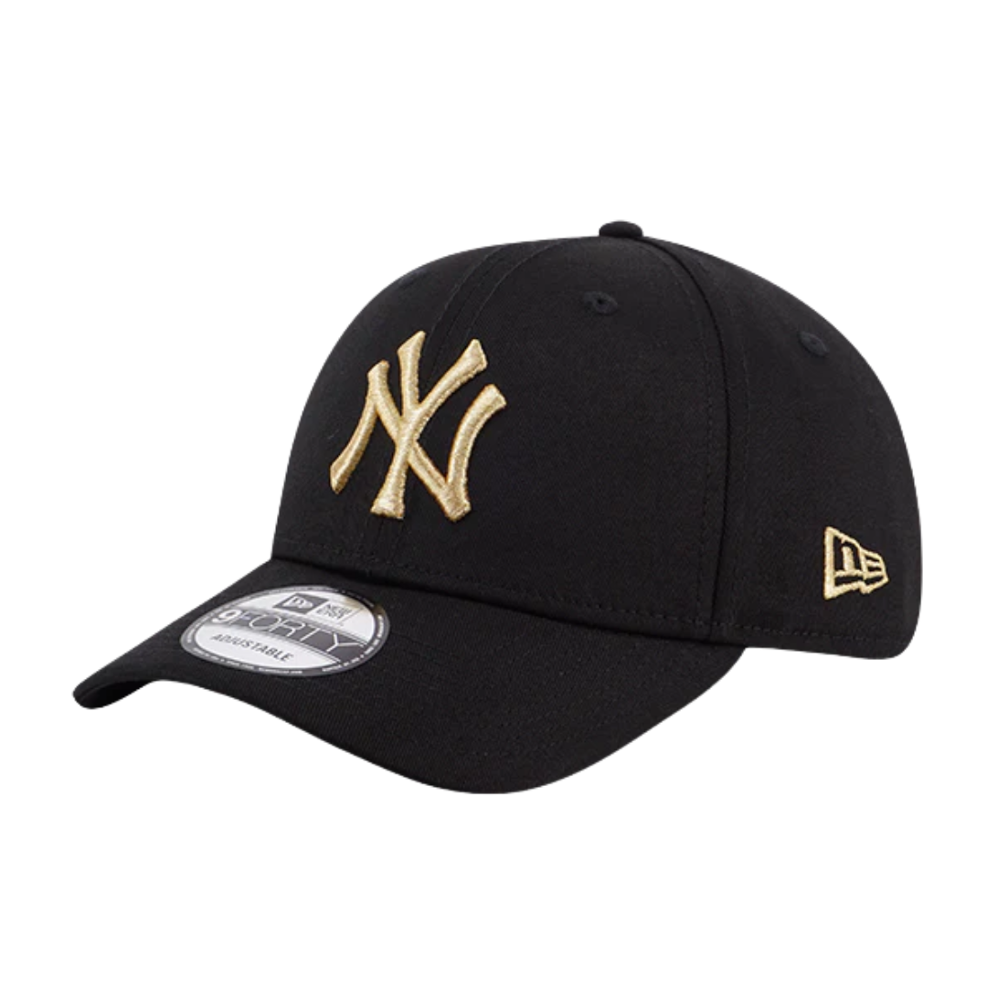 New Era 9forty New York Yankees Logo Black Gold
