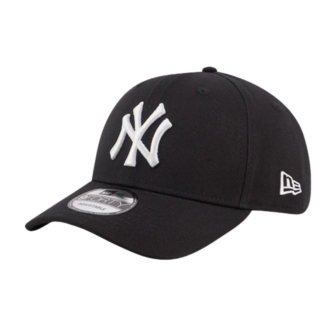New Era New York Yankees Essential Black 9Forty Cap