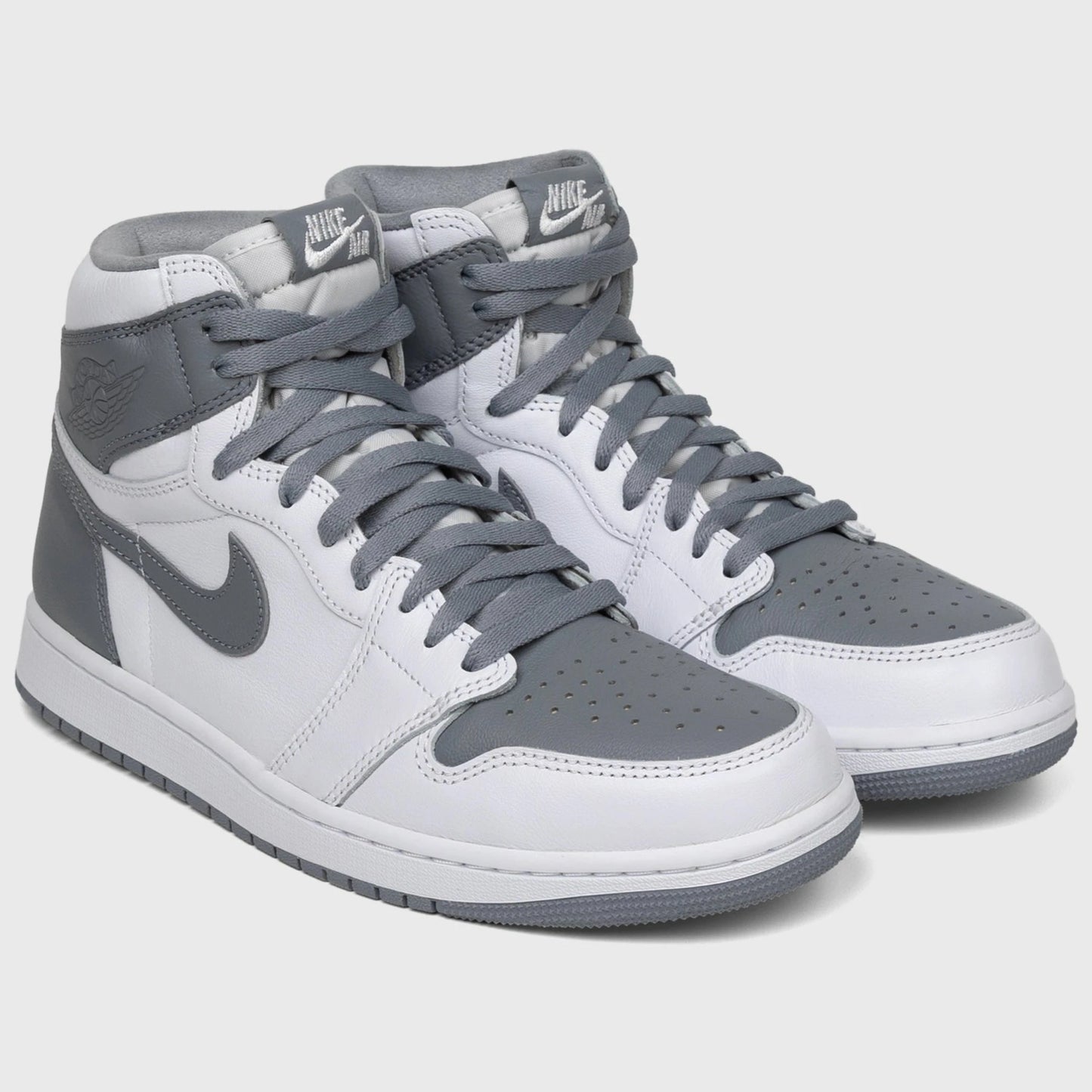 Air Jordan 1 Retro High OG Stealth