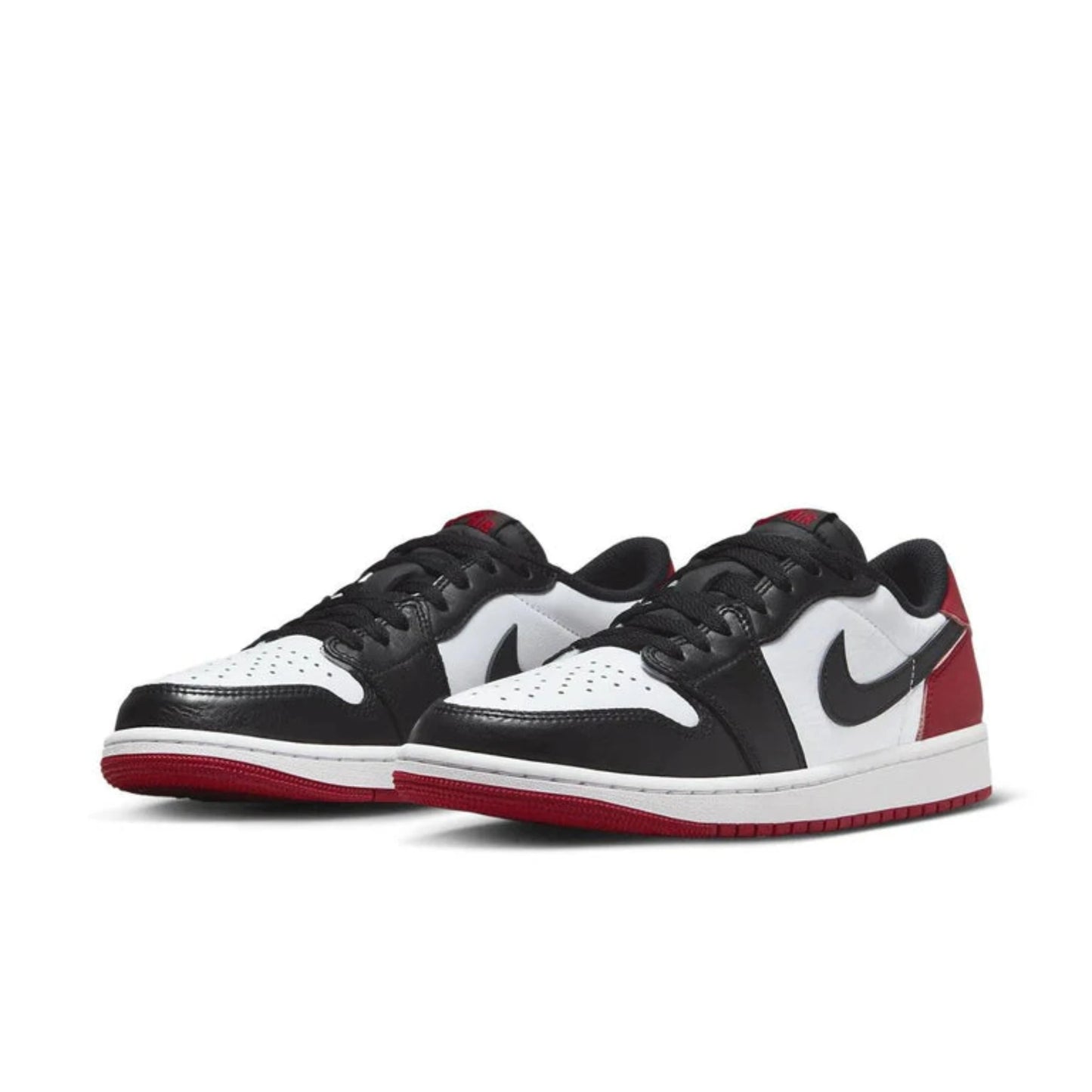 Air Jordan 1 Retro Low OG Black Toe 2023