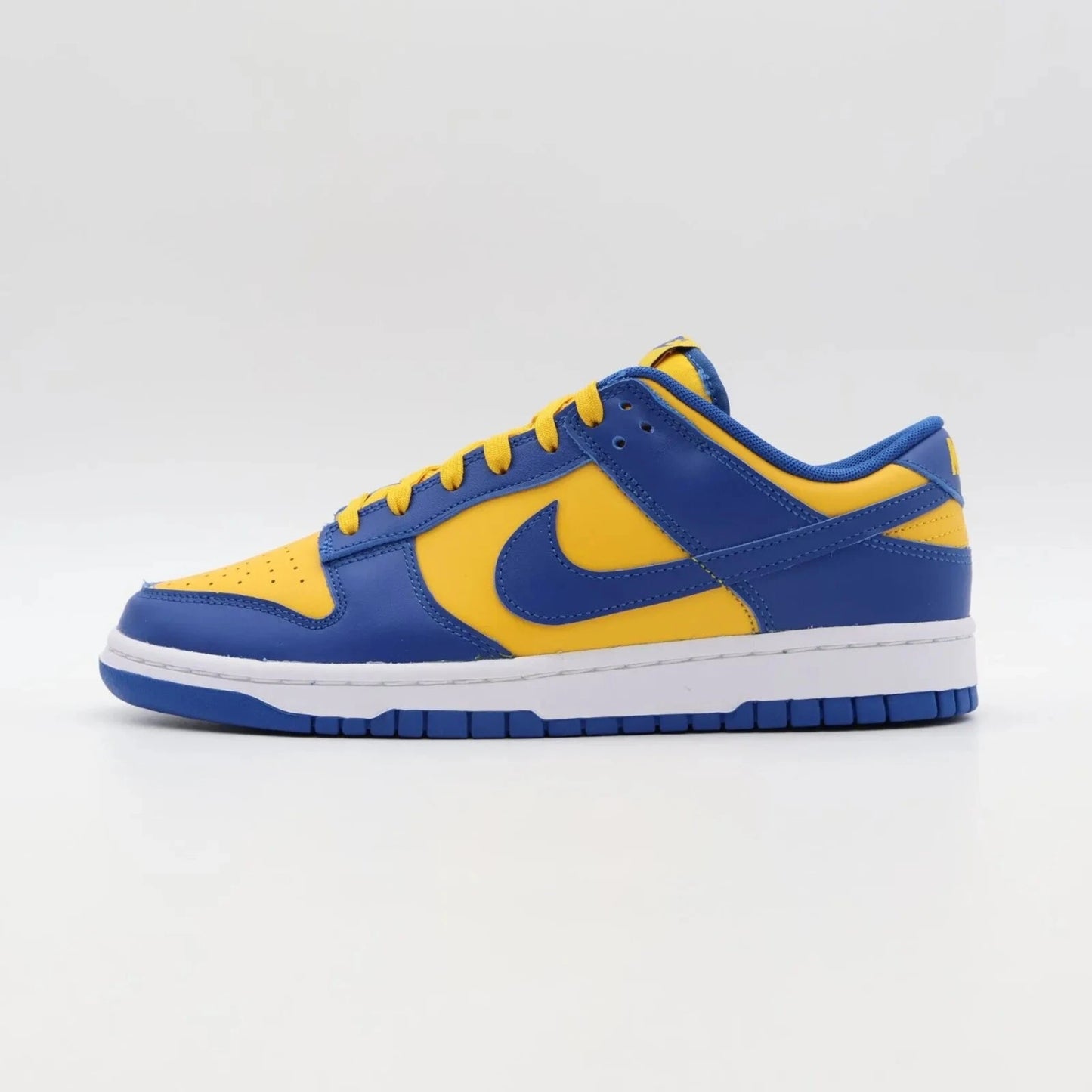 Nike Dunk Low UCLA