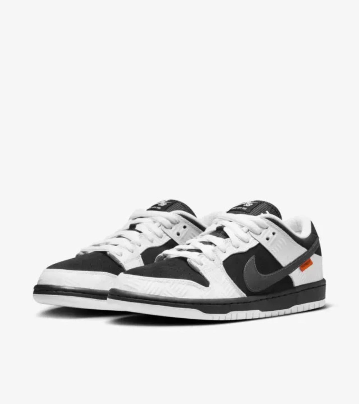 Nike SB Dunk Low x Tightbooth