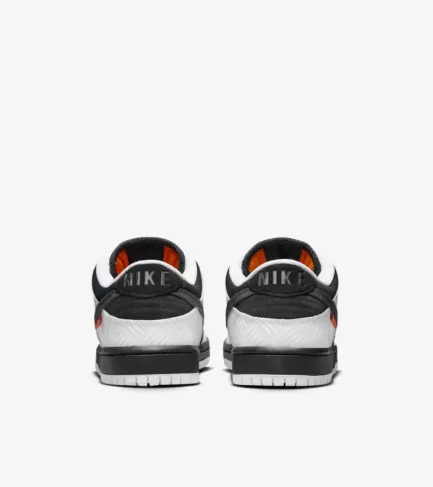 Nike SB Dunk Low x Tightbooth