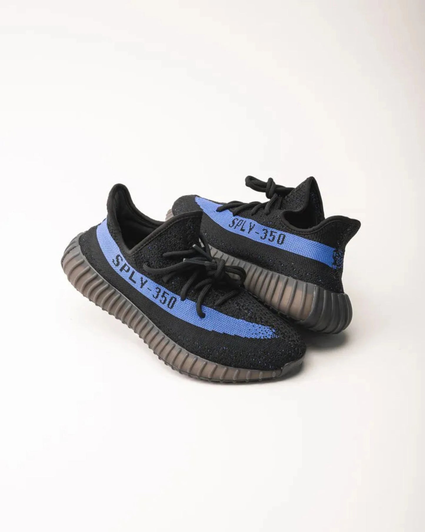 Adidas Yeezy Boost 350 V2 Dazzling Blue