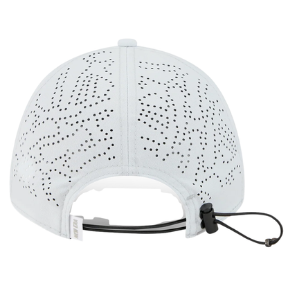 NEW ERA MINI MOUNTAIN LOGO SILVER SNOW 9FORTY UNST CAP