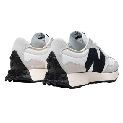 New Balance Sea Salt Black (Womens)