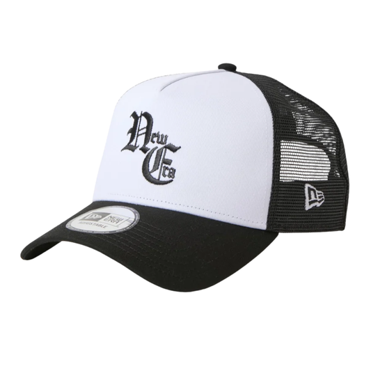 New Era 9forty A-Frame Trucker Old English 2-Tone Black Visor White