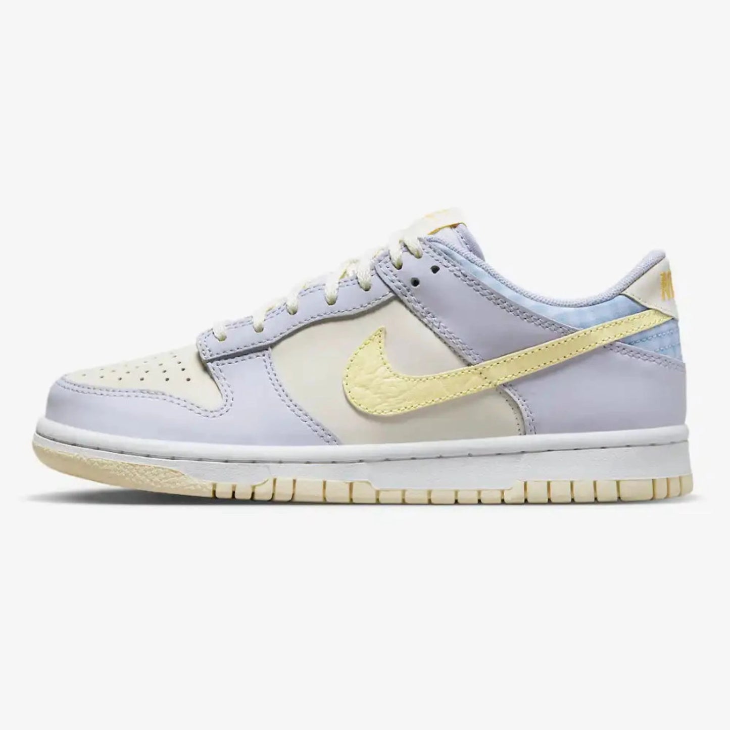 Nike Dunk Low SE Easter 2023