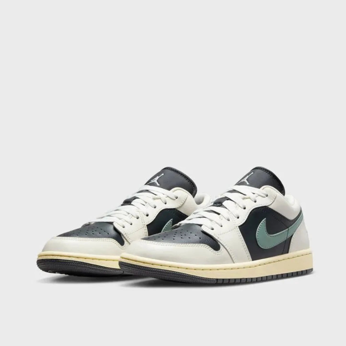 Air Jordan 1 Low Jade Smoke (Womens)