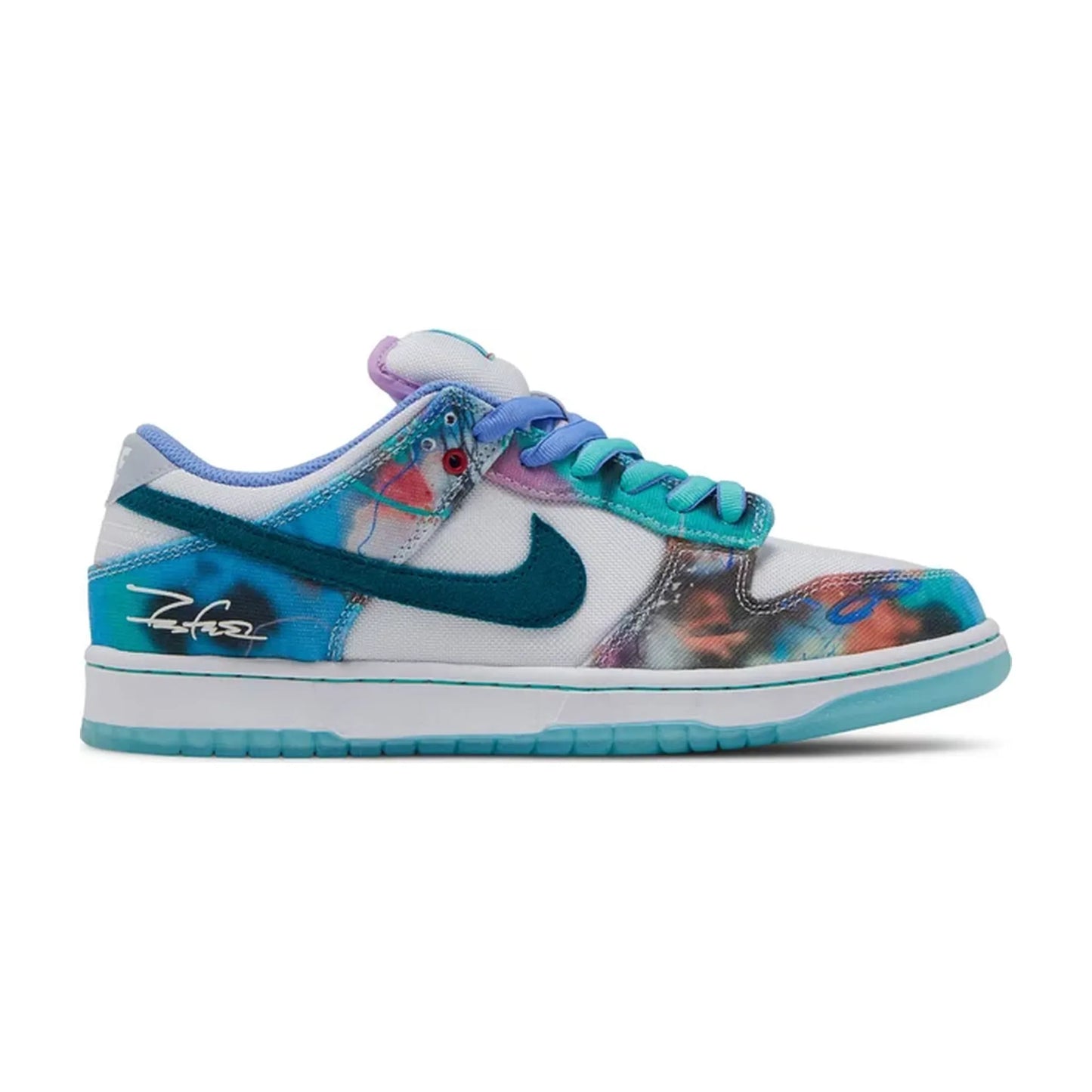 Nike SB Dunk Low x Futura Laboratories