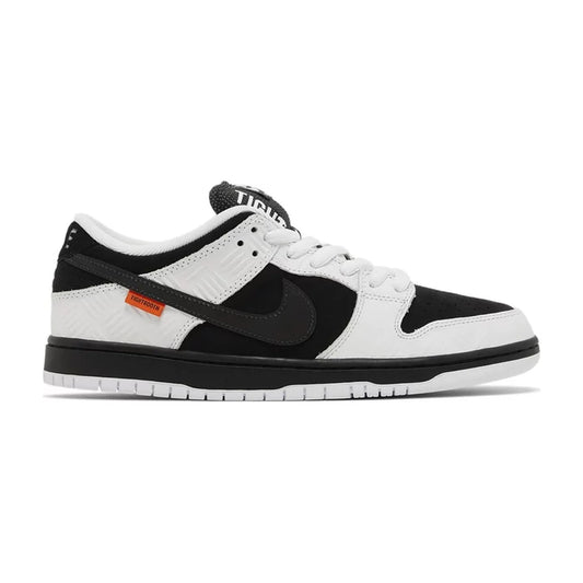 Nike SB Dunk Low x Tightbooth